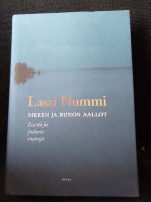 Lassi Nummi: Meren ja runon aallot