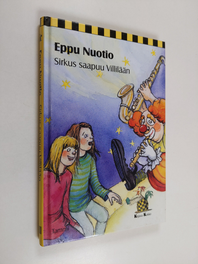 Eppu Nuotio : Sirkus saapuu Villilään