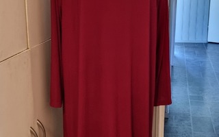 Juhlamekko koko n. XXL