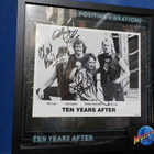 TEN YEARS AFTER TAULU KOKO BÄNDIN NIMMAREILLA - pikkukuva 1