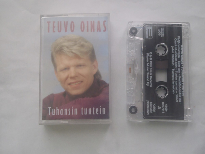 TEUVO OINAS - TUHANSIN TUNTEIN c-kasetti