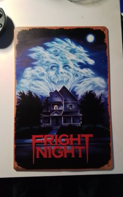 Myydään Fright night peltikyltti