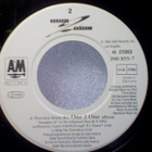 ONE 2 ONE   ::   PEACE OF MIND   ::   VINYYLI  7"     1992 - pikkukuva 4