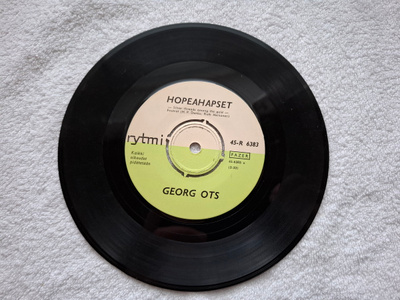Georg Ots – Hopeahapset (Silver Threads Among The Gold)