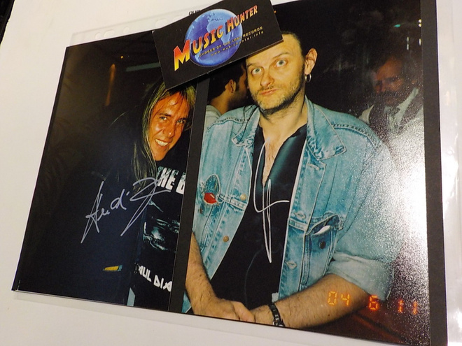 HELLOWEEN 2x NIMIKIRJOITUKSET VALOKUVISSA