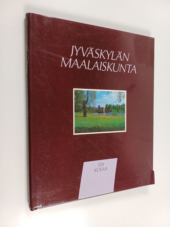 Pekka Mäkelä ym. : Jyväskylän maalaiskunta - 120 kuvaa
