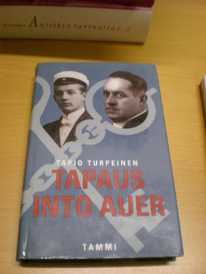 Tapio Turpeinen: Tapaus Into Auer