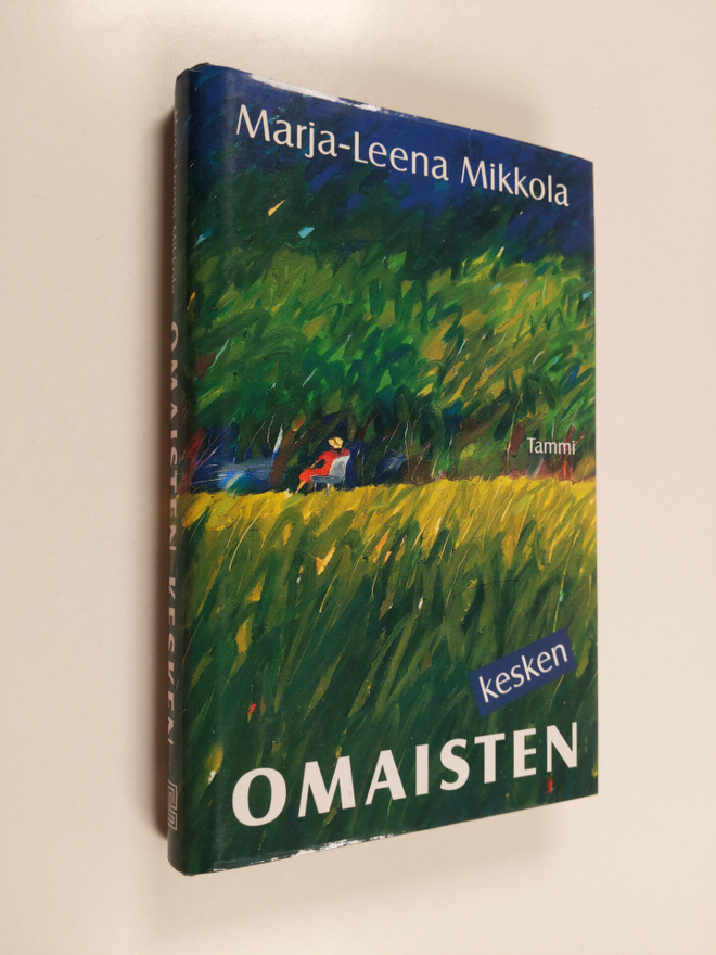 Marja-Leena Mikkola : Omaisten kesken : novelleja