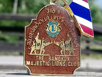 Bangkok Lion merkki. Kookas. Halkaisija - 63 mm.