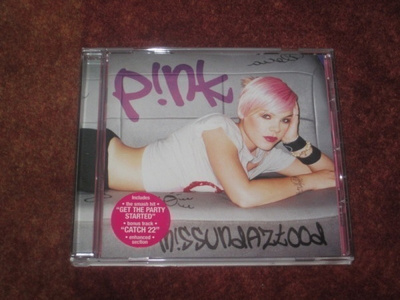 PINK - MISSUNDAZTOOD - CD bonusbiisi
