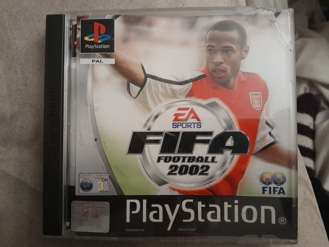 Sony PlayStation 1 Fifa Football 2002 videopeli CIB PAL