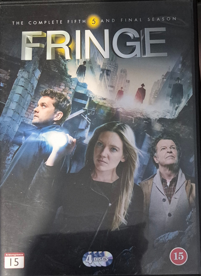 FRINGE - rajamailla: Kausi 5 -DVD
