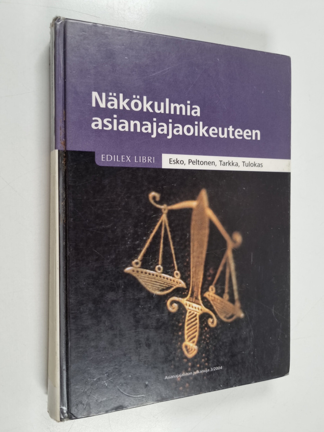 Näkökulmia asianajajaoikeuteen