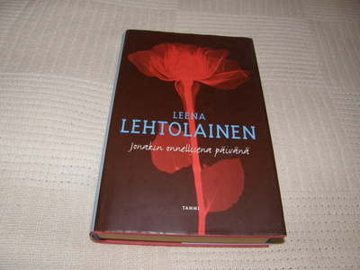 Leena Lehtolainen Jonakin onnellisena päivänä -sid