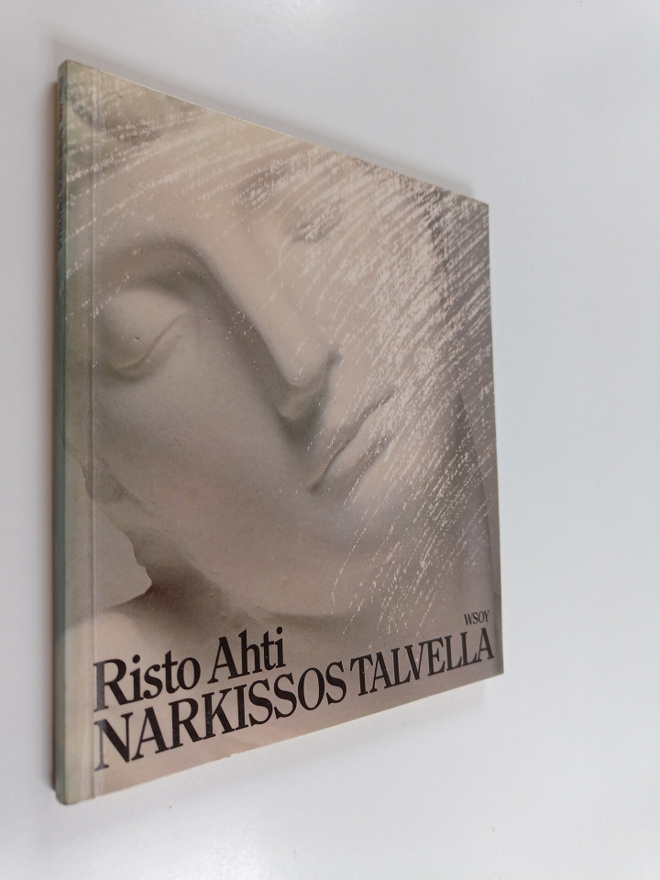 Risto Ahti : Narkissos talvella