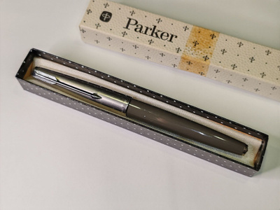 Parker 61 kynä