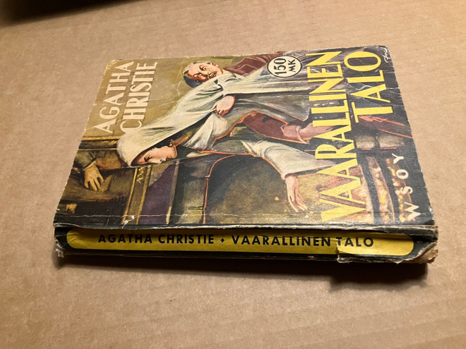 RIKSIN SARJA 5 AGATHA CHRISTIE VAARALLINEN TALO