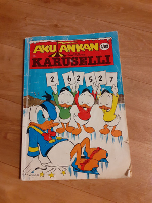 Sarjakuvat, Disney, Nakke,Aku