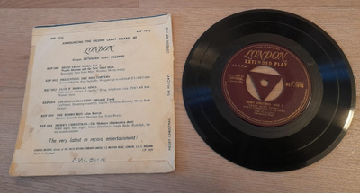 THE MULCAYS Merry christmas REP 1016 1955 Englanti