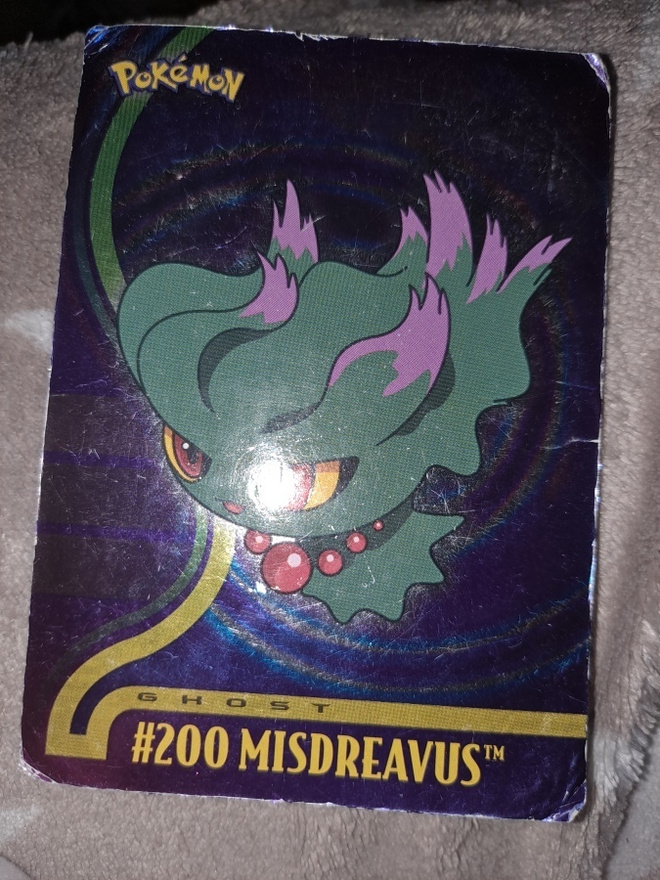 Misdreavus #200 Topps Holographic card