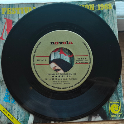 Massiel - La, La, La / Pensamientos, Sentimientos (1968)