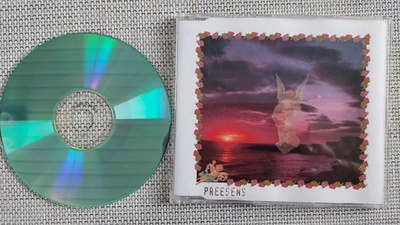 CDS Preesens: Cowboys & Model Girls