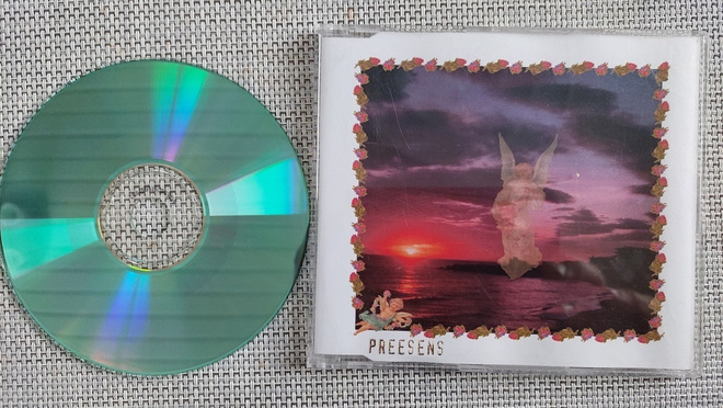 CDS Preesens: Cowboys & Model Girls