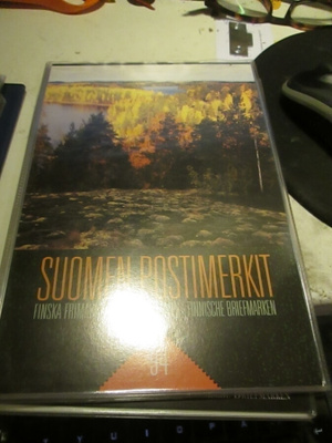 Suomi vuosilajitelma 1994 postituore