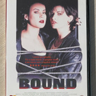 BOUND (1996) Gina Gershon, Jennifer Tilly, Joe Pantoliano - pikkukuva 1