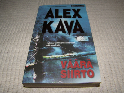 Alex Kava Väärä siirto -pok
