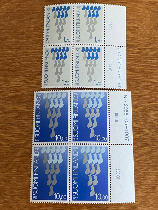 SUOMEN ITSENÄISYYS 70 V.PARI NELIÖT NUMERO MARGINAALILLA**