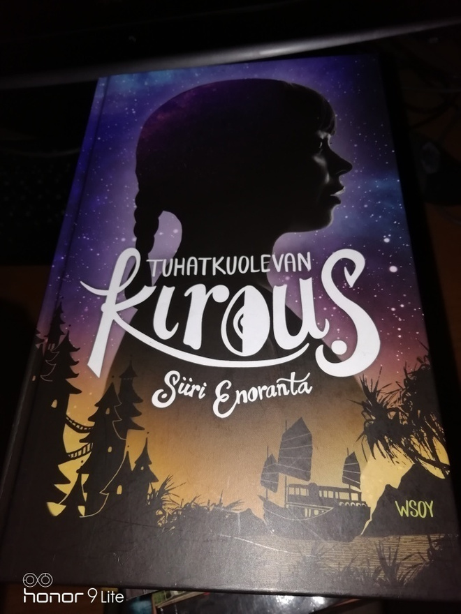 Siiri Enoranta Tuhatkuolevan kirous
