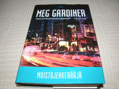 Meg Gardiner Muistojenkerääjä  -sid