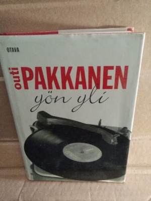 Outi Pakkanen: Yön yli
