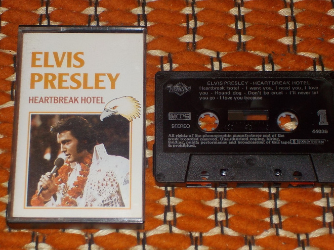 C-kasetti - ELVIS - Heartbreak Hotel - 1985 rockabilly EX+