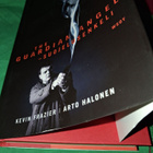 Kevin Frazier - The Guardian Angel – Suojelusenkeli   kirja - pikkukuva 2