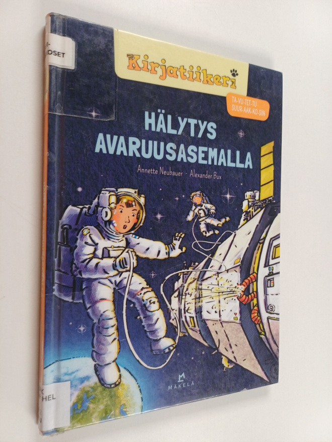 Annette Neubauer : Hälytys avaruusasemalla
