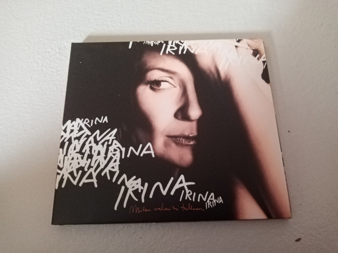 Irina-Miten Valmiiksi Tullaan (DIGIPACK)