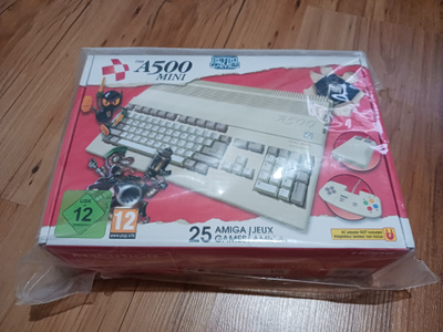 Amiga 500 Mini *vain nouto*