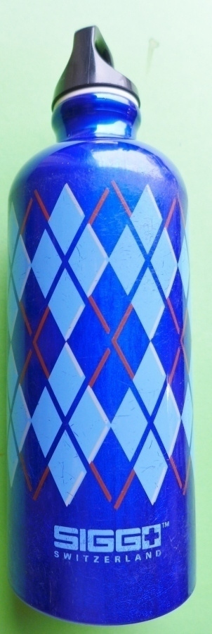Retkipullo alumiinia metallia SIGG  0,6L