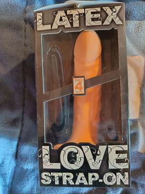Toyz4Lovers Love Strap-on dildo UUSI boxi