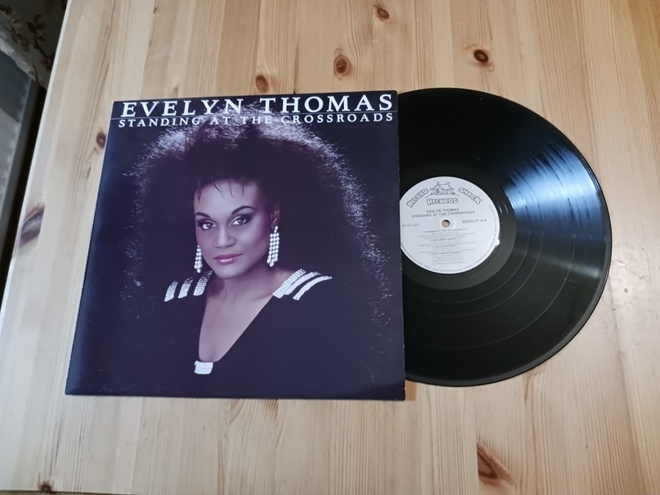 Evelyn Thomas – Standing At The Crossroads lp Synth-pop, Dis