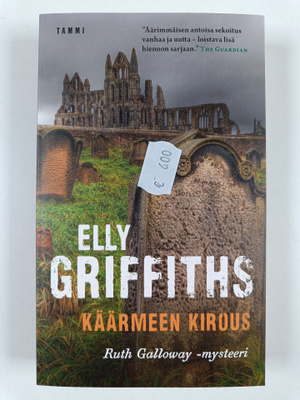 Elly Griffiths : Käärmeen kirous