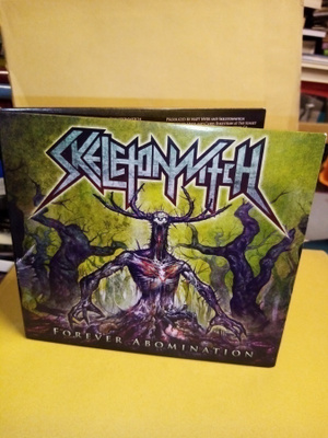 CD SKELETONWITCH  : FOREVER ABOMINATION ( SIS POSTIKULU