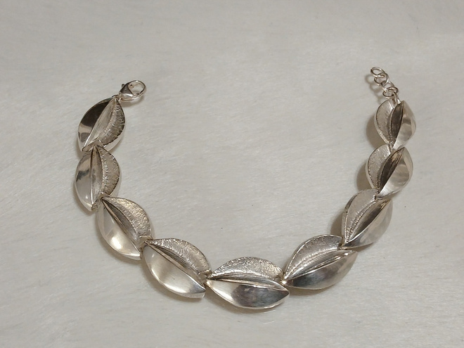 Vintage Design hopea rannekoru 925