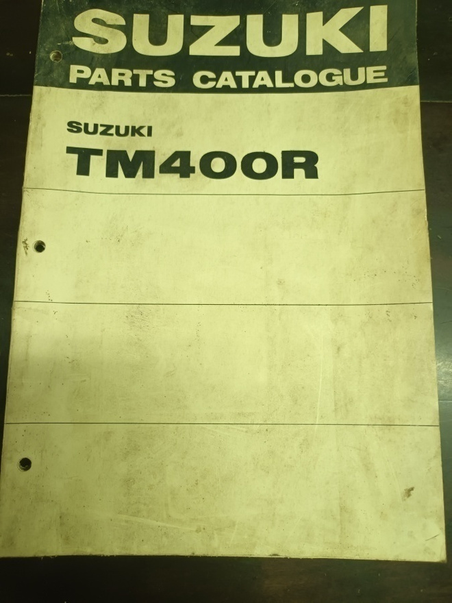 Suzuki TM400R  osaluettelo