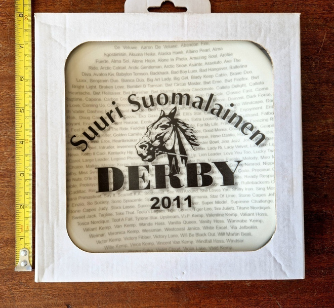 Vermo 2011 Suuri Suomalainen Derby seinälautanen.UUSI