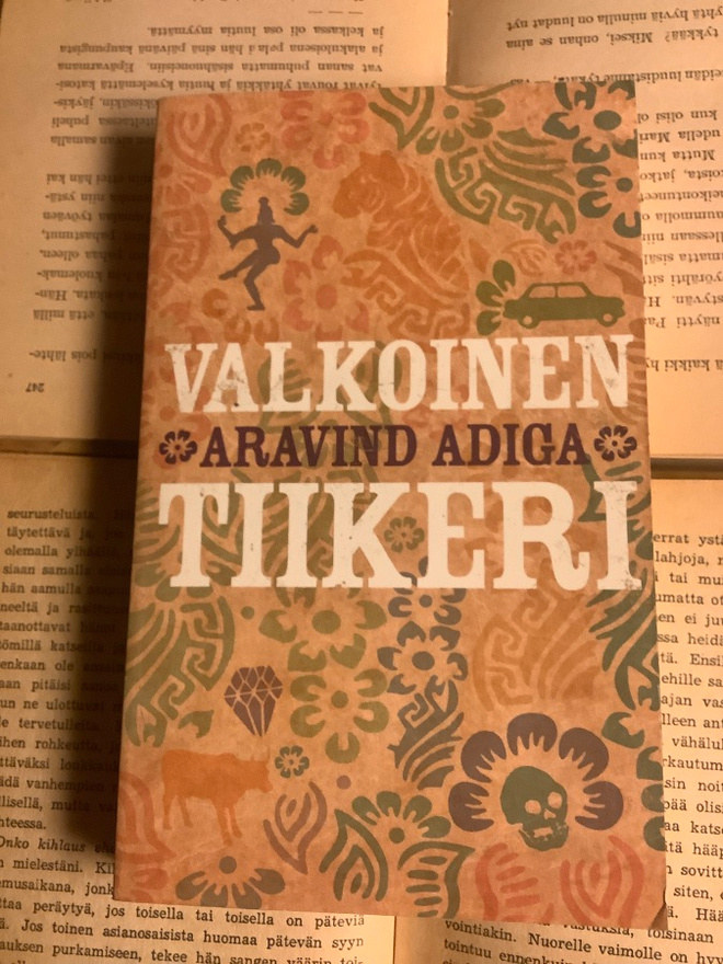 Aravind Adiga - Valkoinen tiikeri (pokkari)