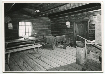 Tampere  Hämeen museo, savupirtti 1950-luku