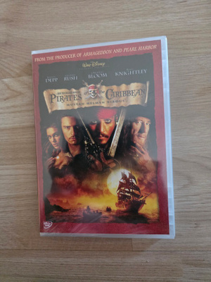Pirates of the Caribbean:  Mustan helmen kirous